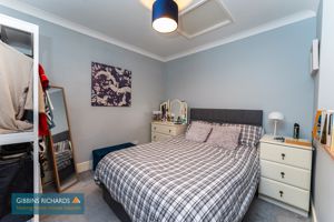 Bedroom- click for photo gallery